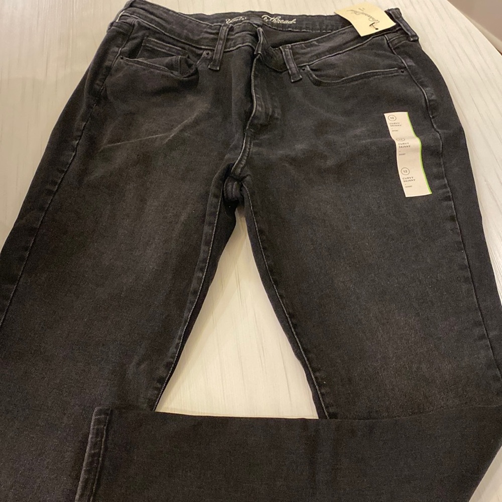 Universal thread jeans size 12 NWT short